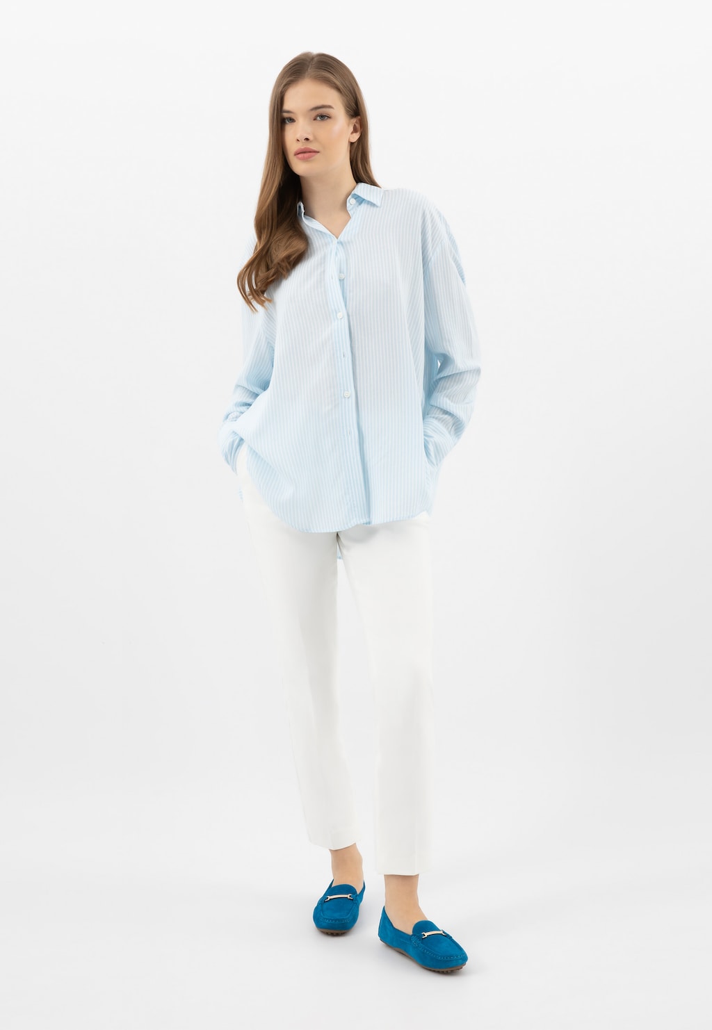 Modré dámske mokasíny so zlatou ozdobou 46210-60 Widok 10