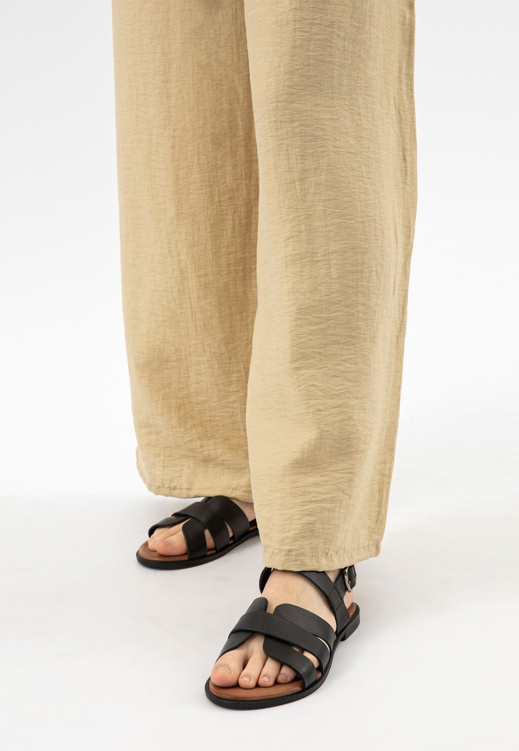 Černé kožené dámské sandály 76210-51 Widok 7