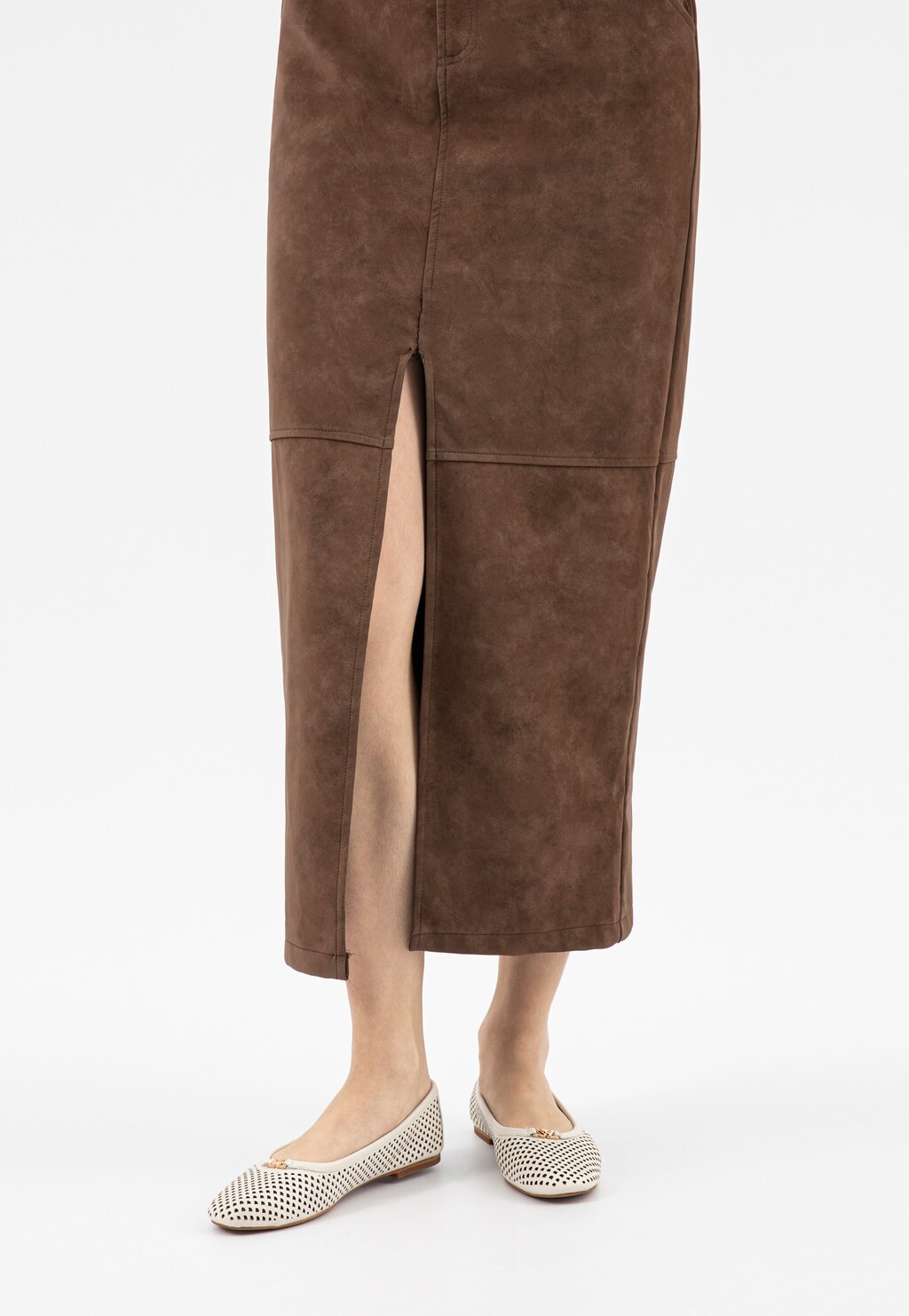 Ažúrové dámske balerínky v svetlobéžovej farbe 44056-59 Widok 8