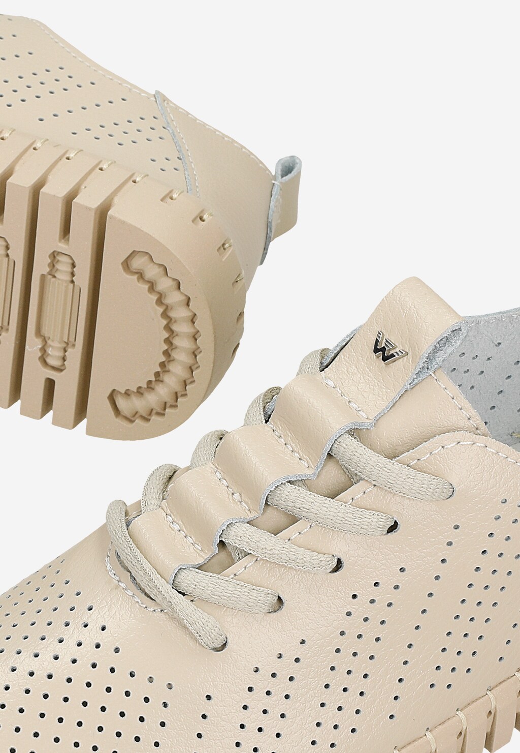 Beżowe trampki Comfort z dziurkowanej skóry 46267-54 Widok 7