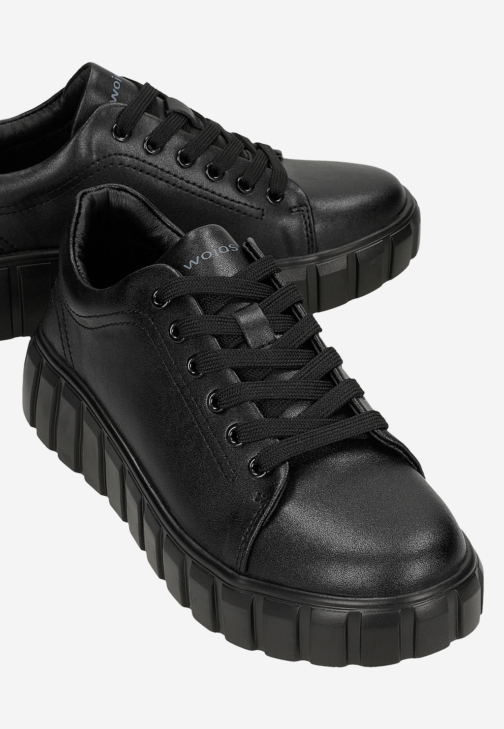 Čierne kožené tenisky s vrúbkovanou podrážkou 46359-51 Widok 6