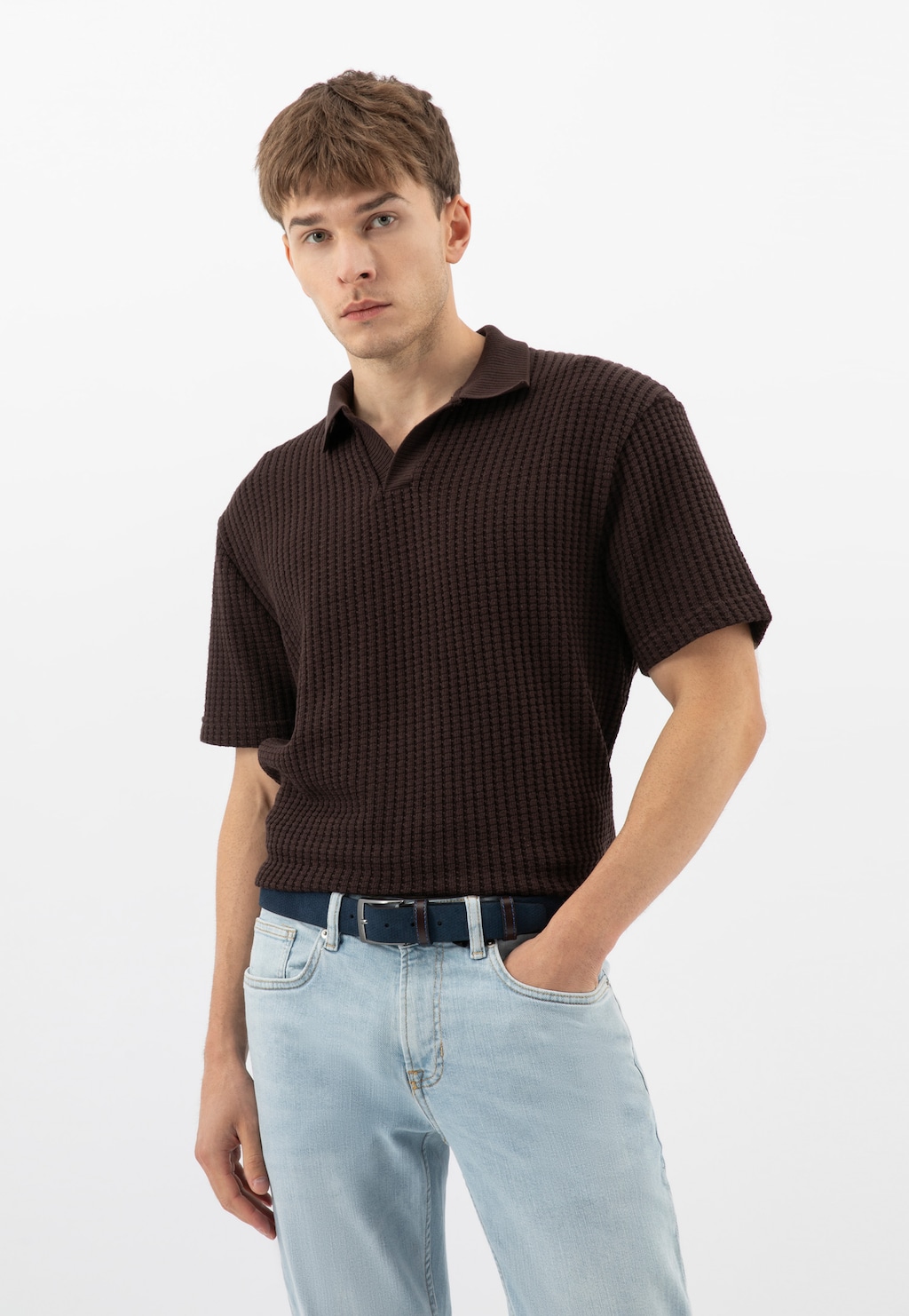 Granatowy pasek męski z brązowymi elementami ze skóry licowej 93126-66 Widok 1