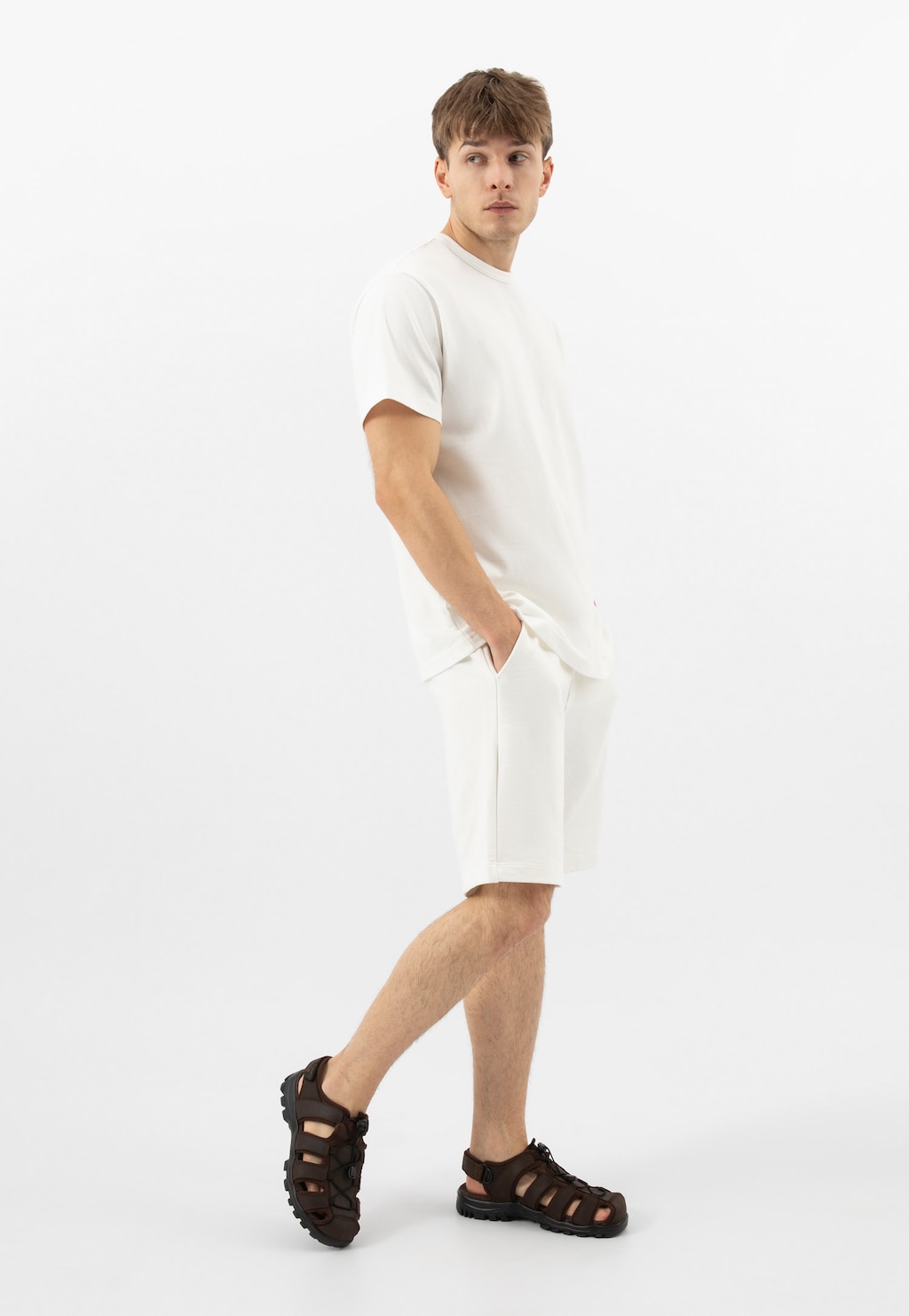 Hnedé uzatvorené pánske sandále z crazy horse kože 29016-92 Widok 1