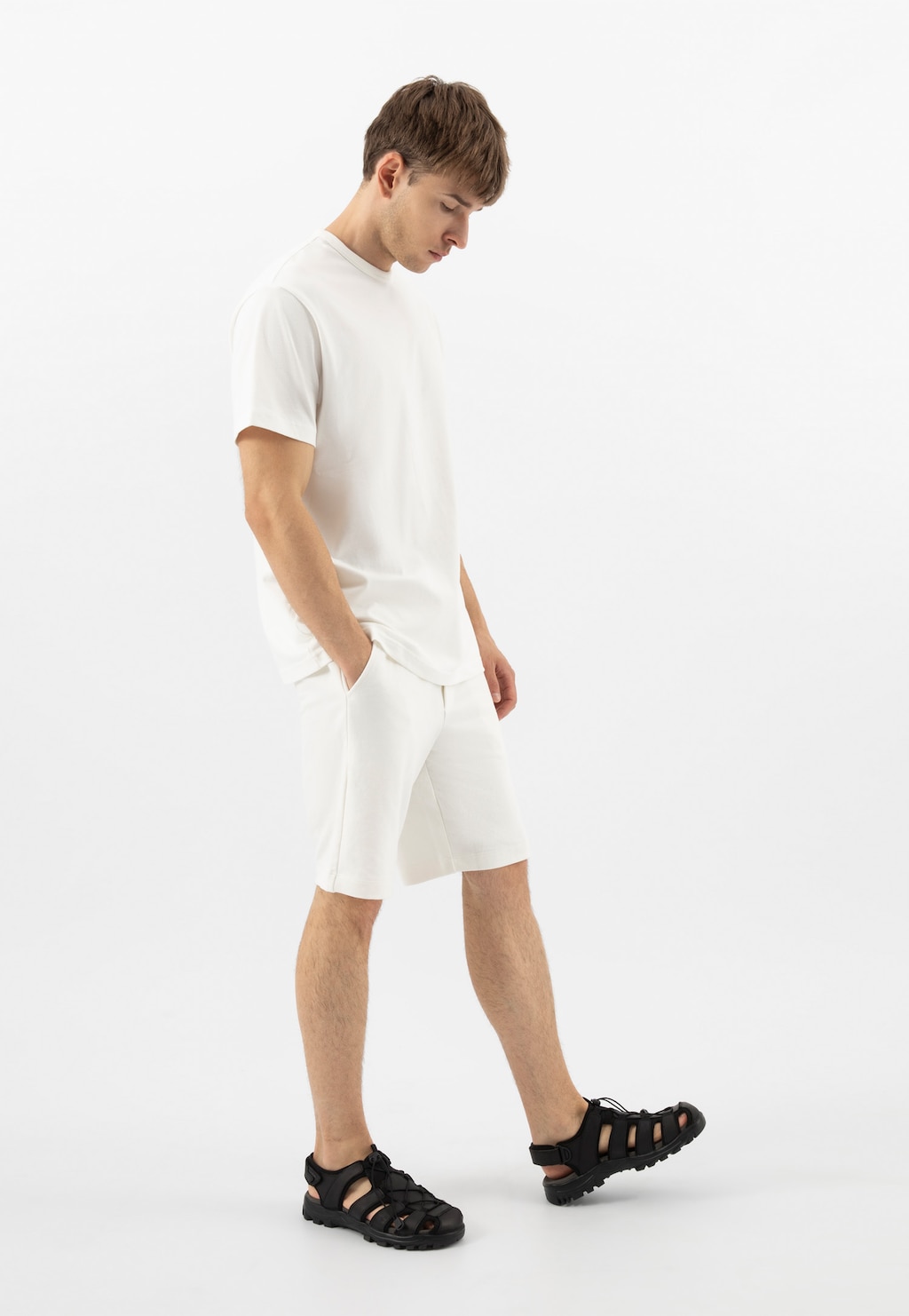 Čierne pánske sandále s uzavretou špičkou 29016-91 Widok 1