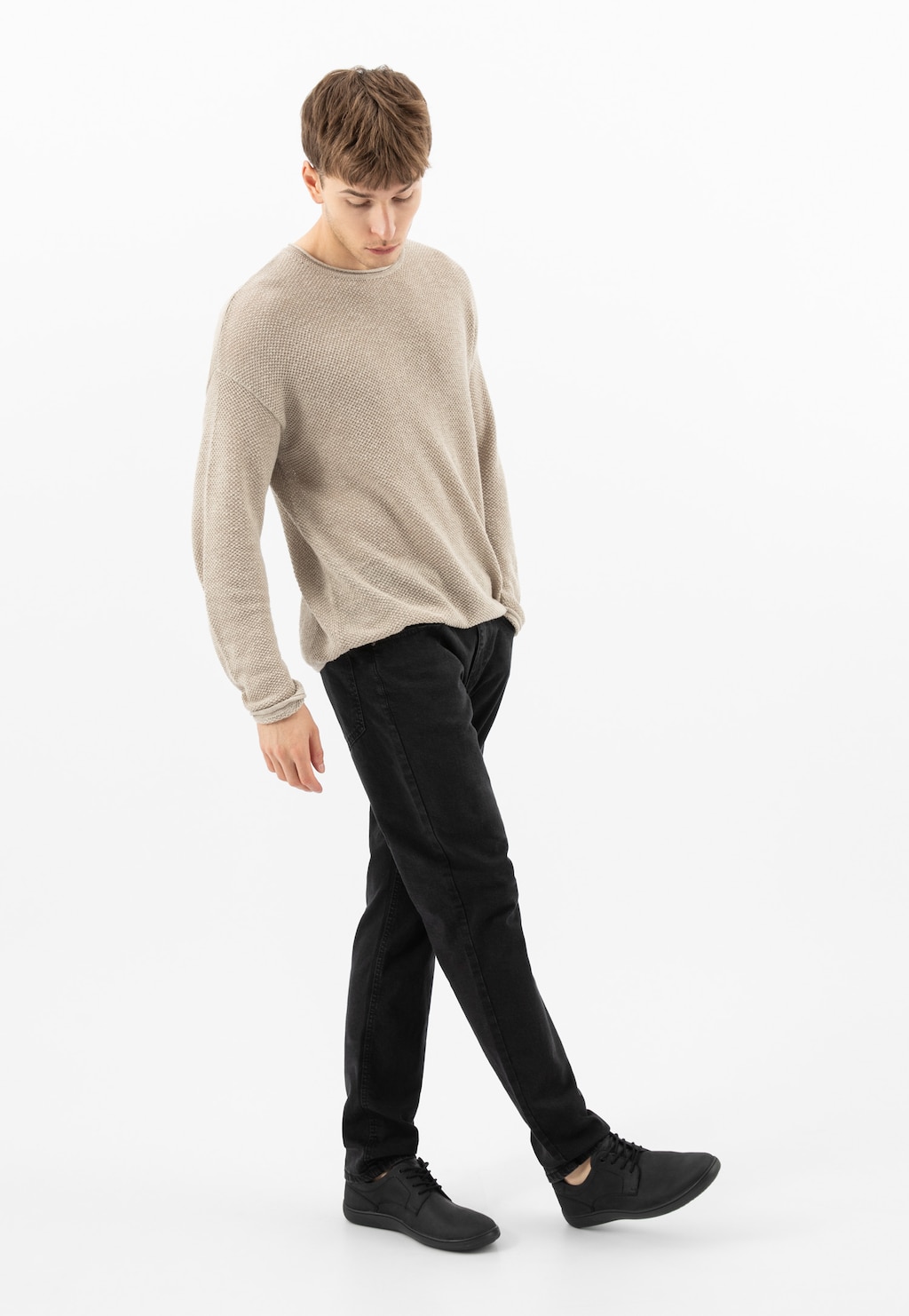 Czarne sznurowane półbuty męskie 10266-81 Widok 1