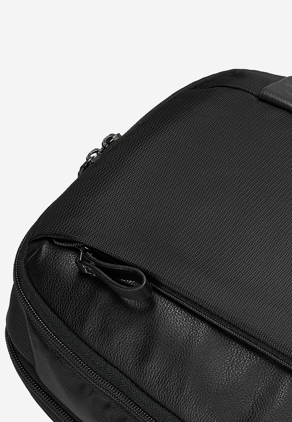Czarny pojemny plecak RELAKS R90002-81 Widok 8