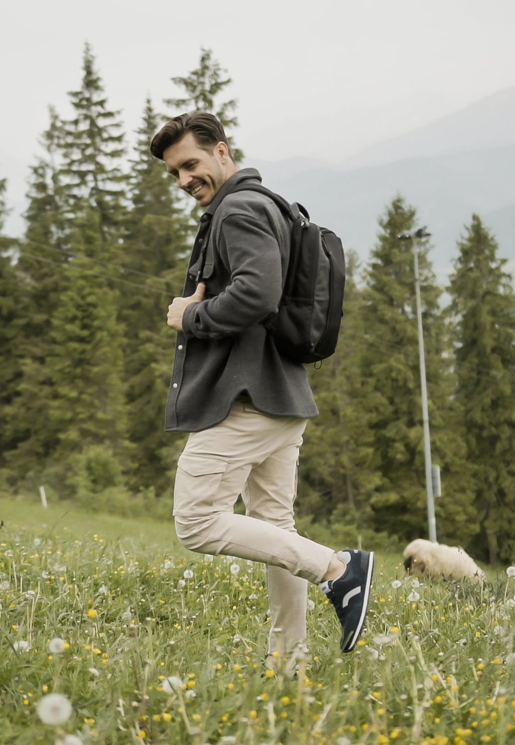 Granatowe sneakersy RELAKS z popielatymi wstawkami R34202-86 Widok 1