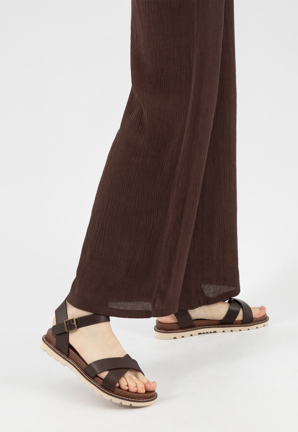 Hnědé dámské sandály z pravé kůže 76196-52 Widok 8