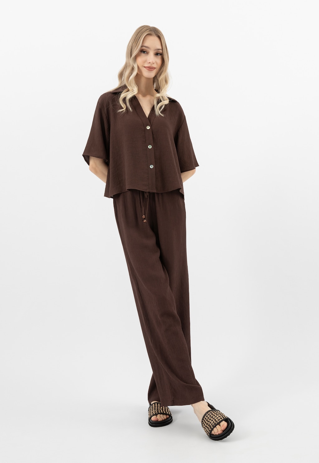 Czarno-beżowe plecione klapki damskie 74155-80 Widok 1