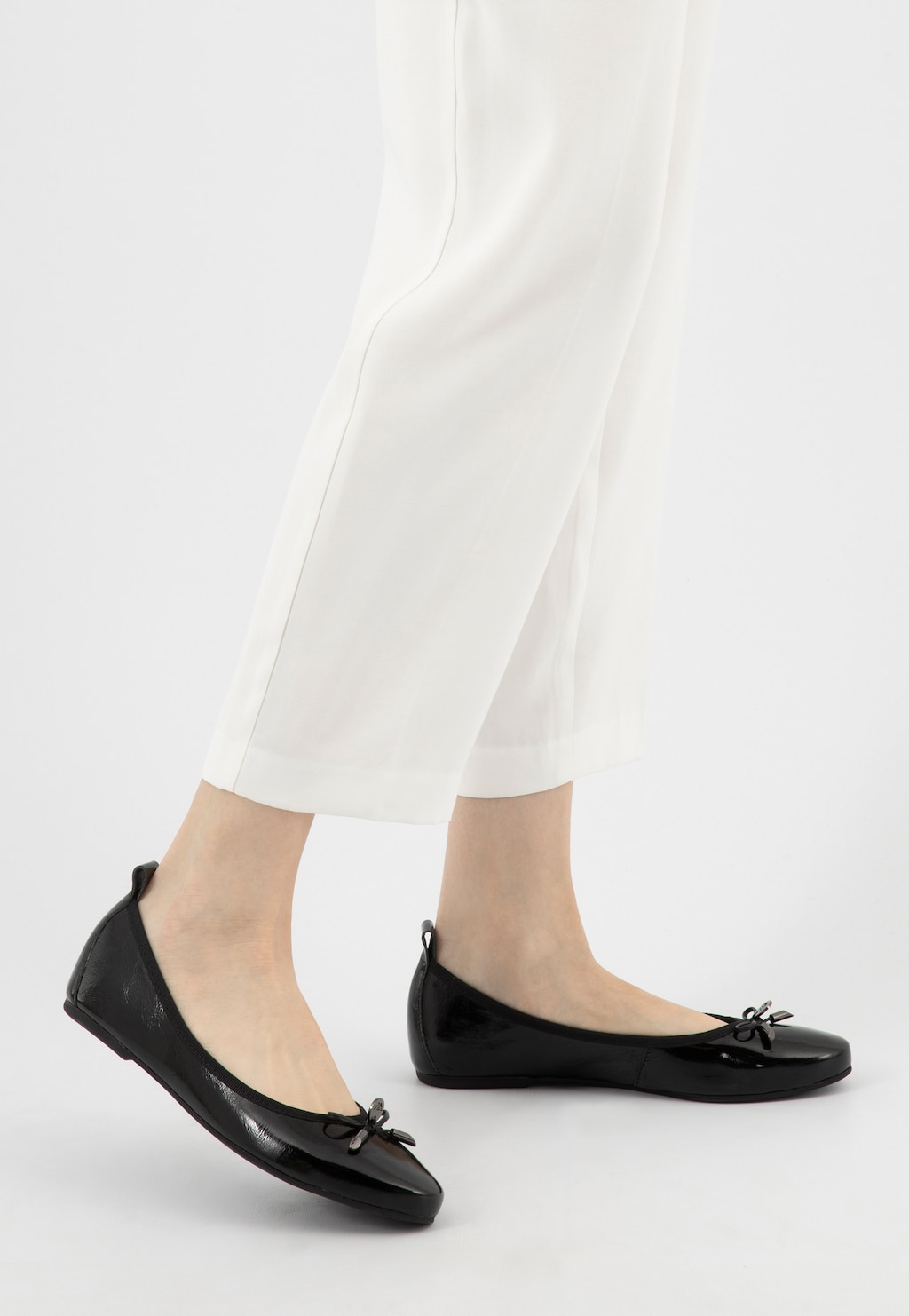 Černé lakované dámské balerínky 44063-31 Widok 8