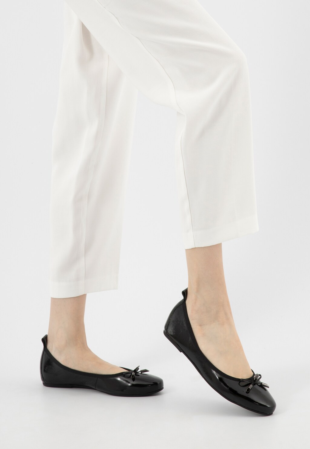 Černé lakované dámské balerínky 44063-31 Widok 9