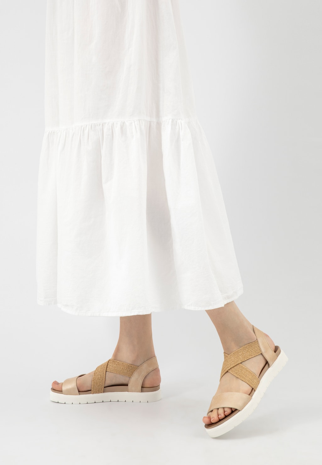 Zlaté dámské sandály s pletenými textilními pásky 76238-88 Widok 7