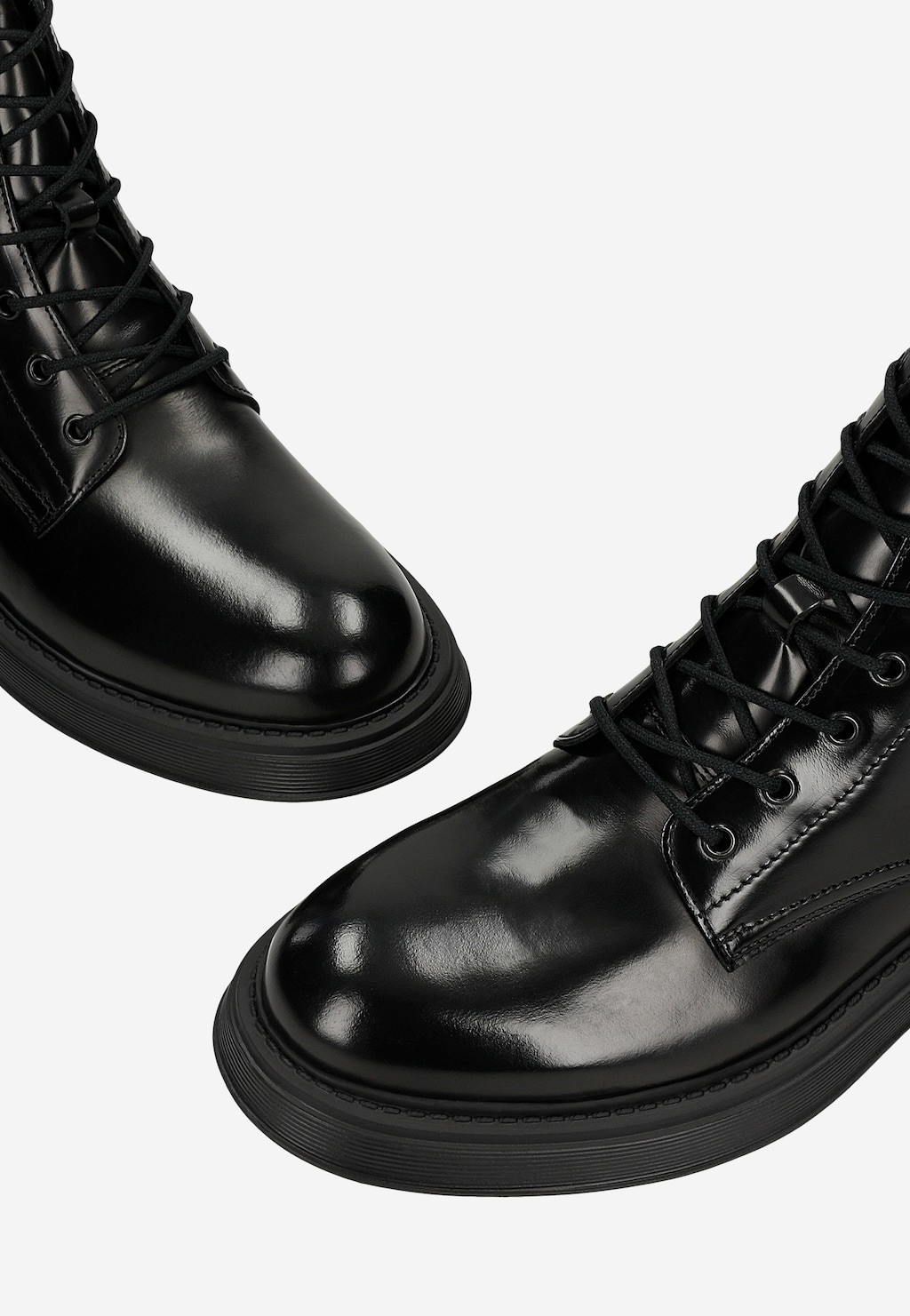 Czatne trzewiki męskie ze skóry o zwiększonym połysku 24125-31 Widok 6