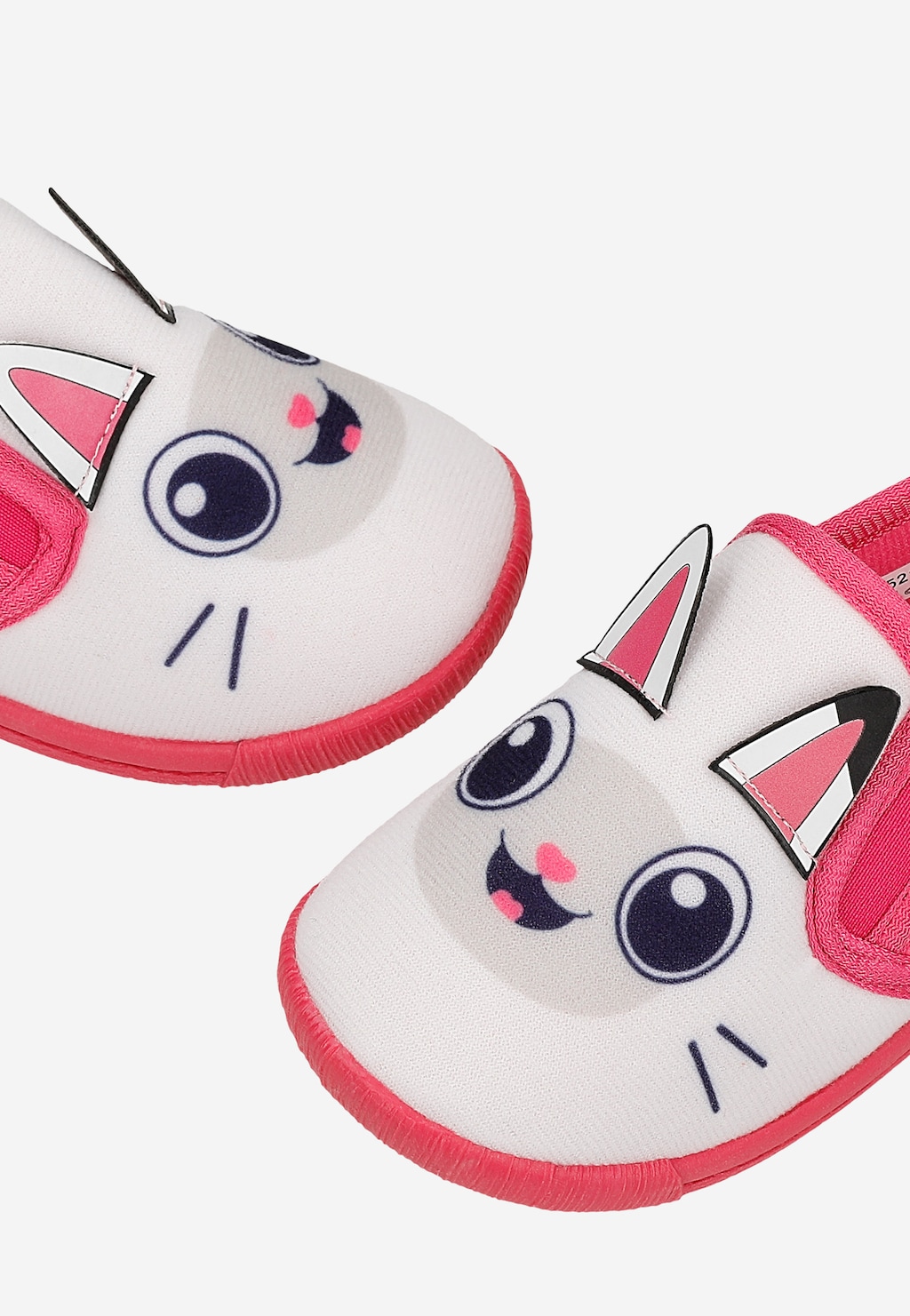 Kapcie dla dzieci z bohaterem bajki Koci domek Gabi BARTEK 87852-15 Widok 6