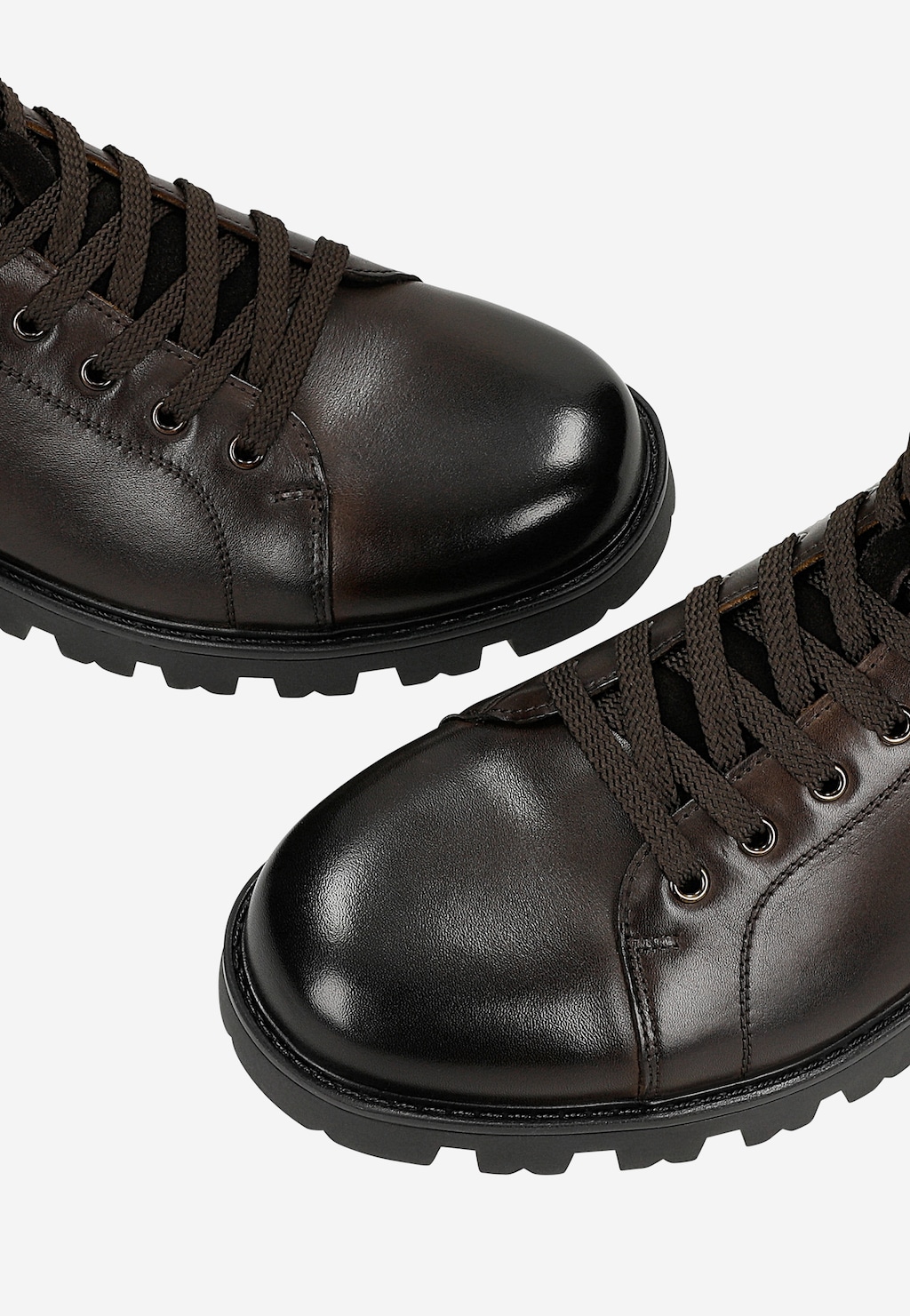 Brązowe niskie trzewiki męskie skórzane 24134-72 Widok 6