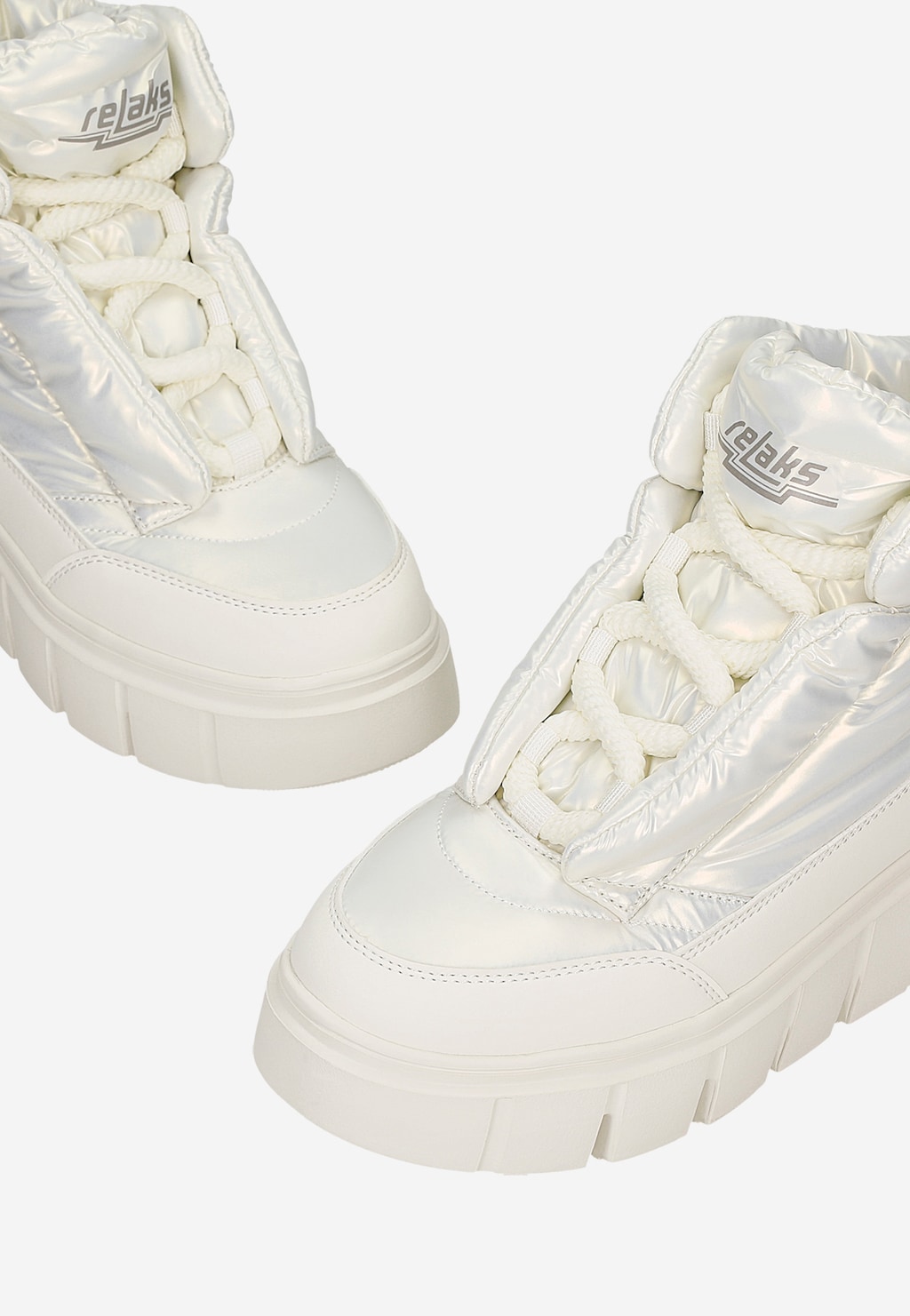 Białe śniegowce RELAKS z perłowym połyskiem R64014-19 Widok 6