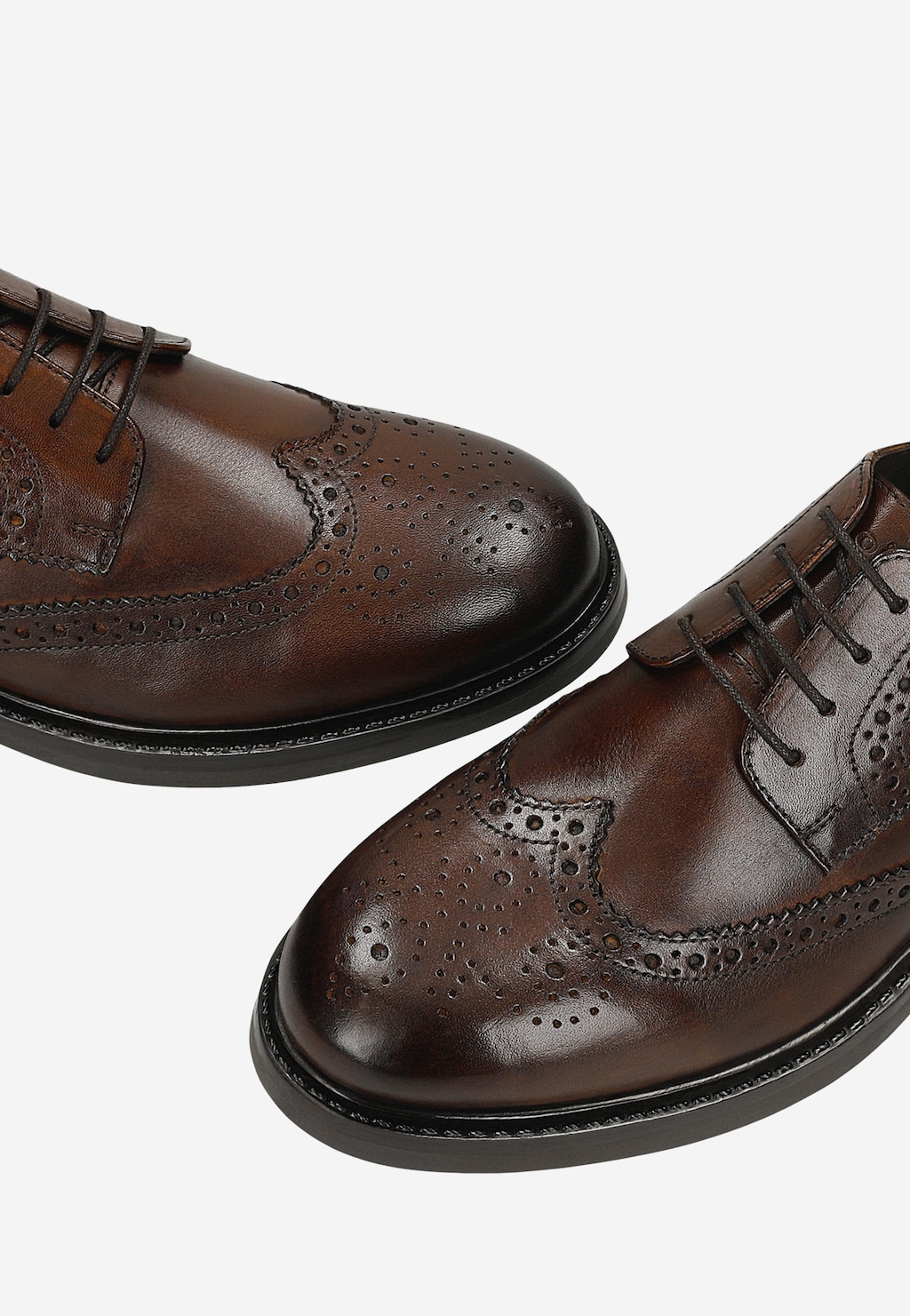 Brązowe skórzane półbuty męskie z brogowaniem 10278-53 Widok 6