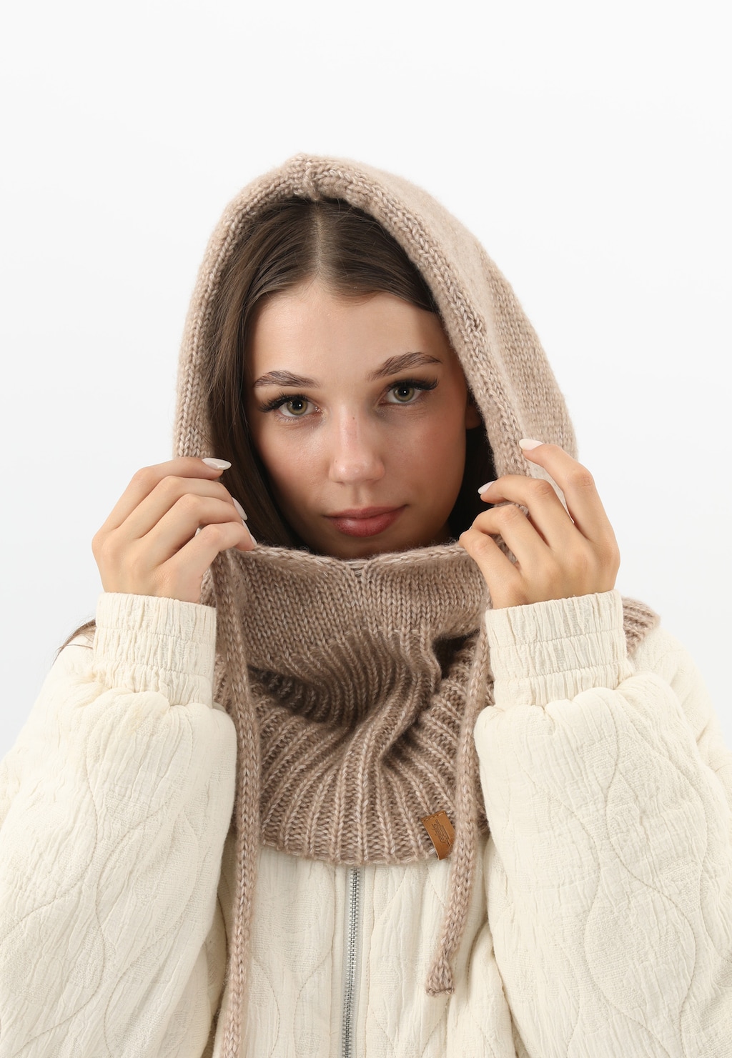 Béžová nákrčník s kapucí z merino vlny RELAKS R96036-83 Widok 1