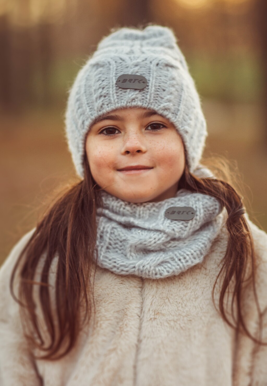 Zimowy zestaw BARTEK z wełny merino 85604-80, czapka + komin Widok 5