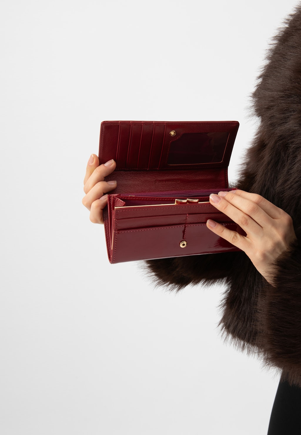 Czerwony lakierowany portfel damski 91128-35 Widok 9