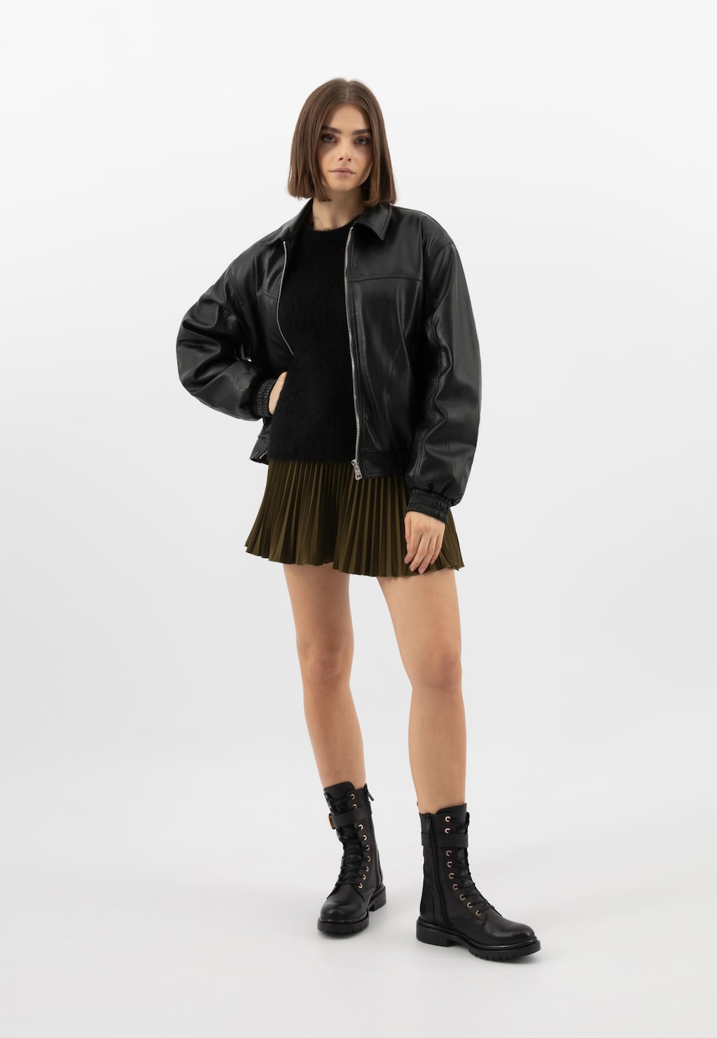 Černé dámské biker boty se zlatými detaily 64135-51 Widok 9