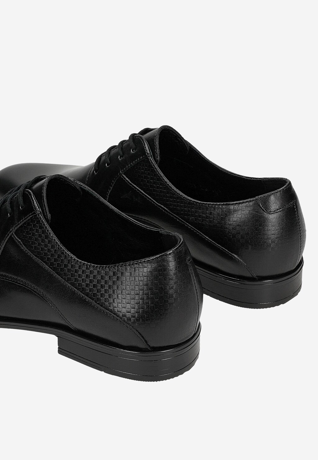 Czarne eleganckie półbuty męskie ze skóry licowej 10285-51 Widok 6