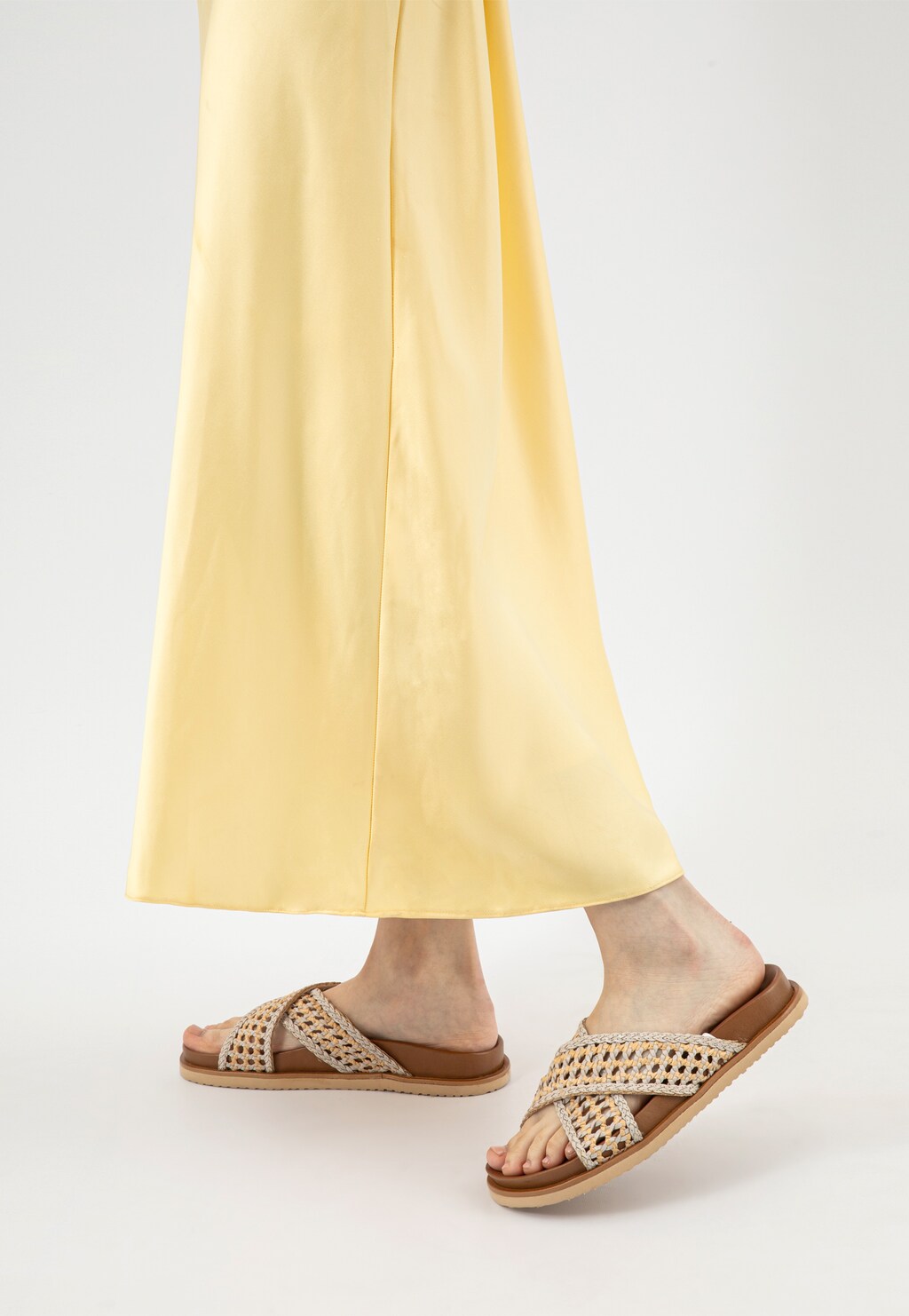 Béžové pletené pantofle pro ženy 74156-84 Widok 9