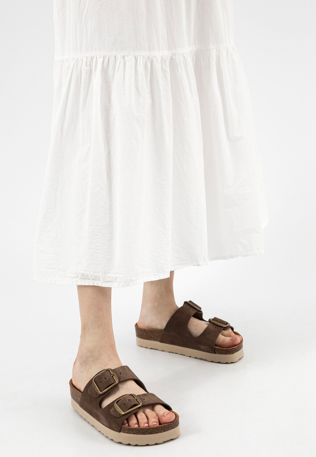 Hnedé šľapky na korkovej platforme 74147-62 Widok 9