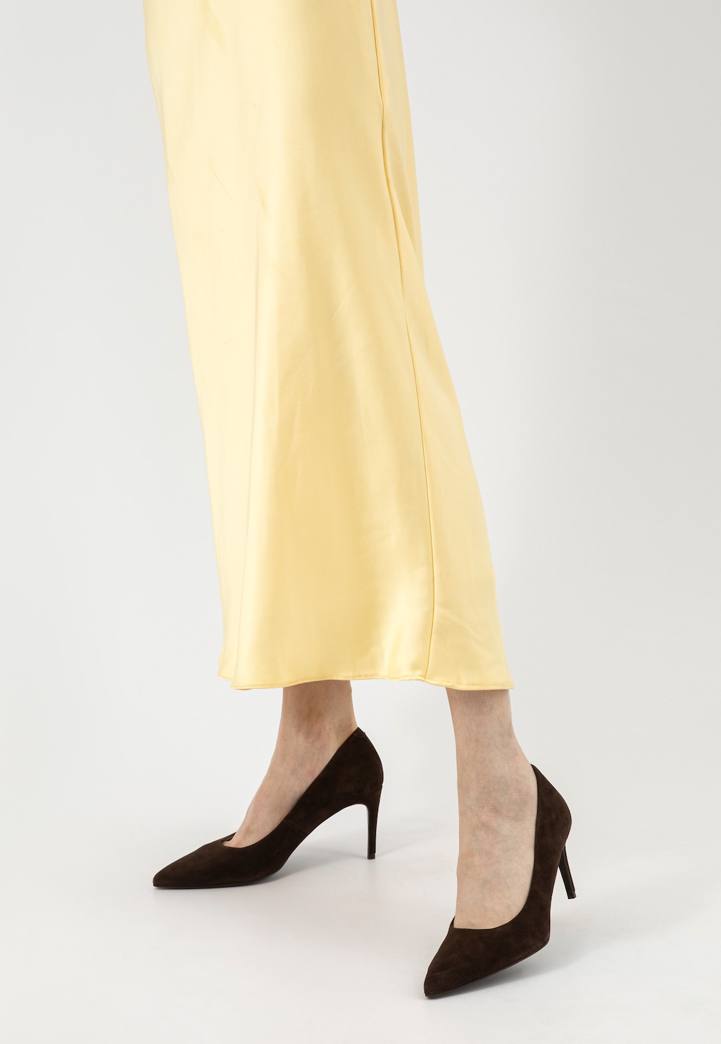 Sametové lodičky na vysokém podpatku v čokoládově hnědé barvě 35174-62 Widok 8