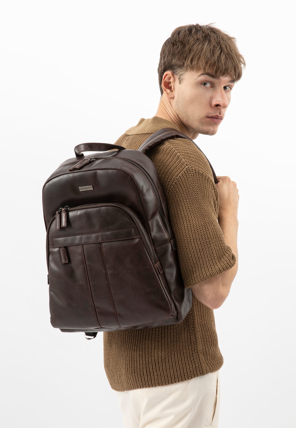 Duży brązowy plecak męski ze skóry licowej 80373-42 Widok 1