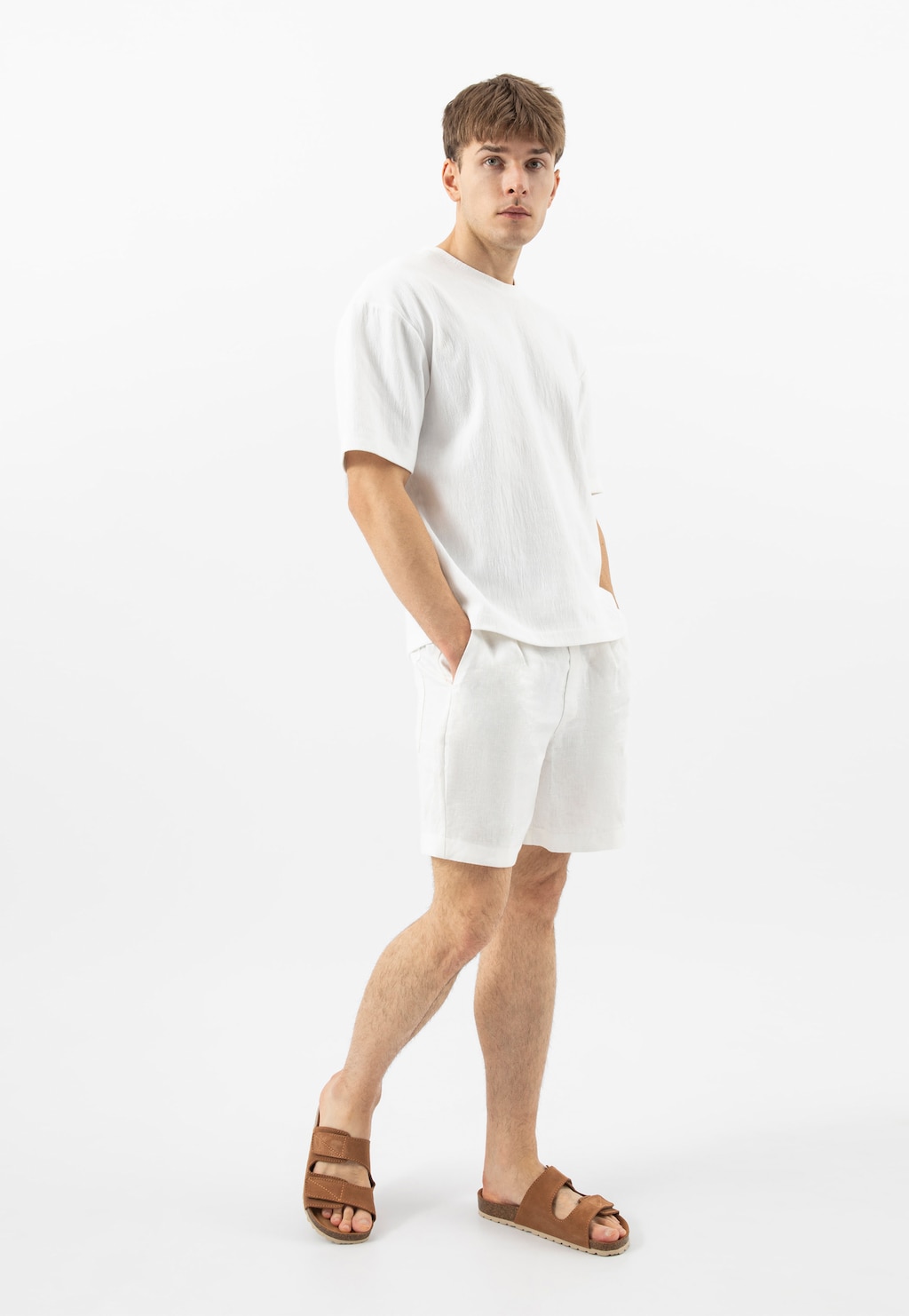 Jasnobrązowe klapki męskie na korku zapinane na rzepy 32024-63 Widok 1