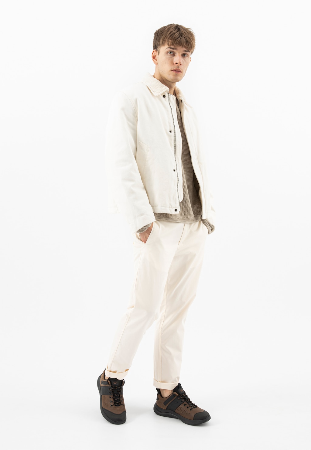 Ciemnobrązowe skórzane trekkingi męskie z czarnymi wstawkami 10261-82 Widok 1