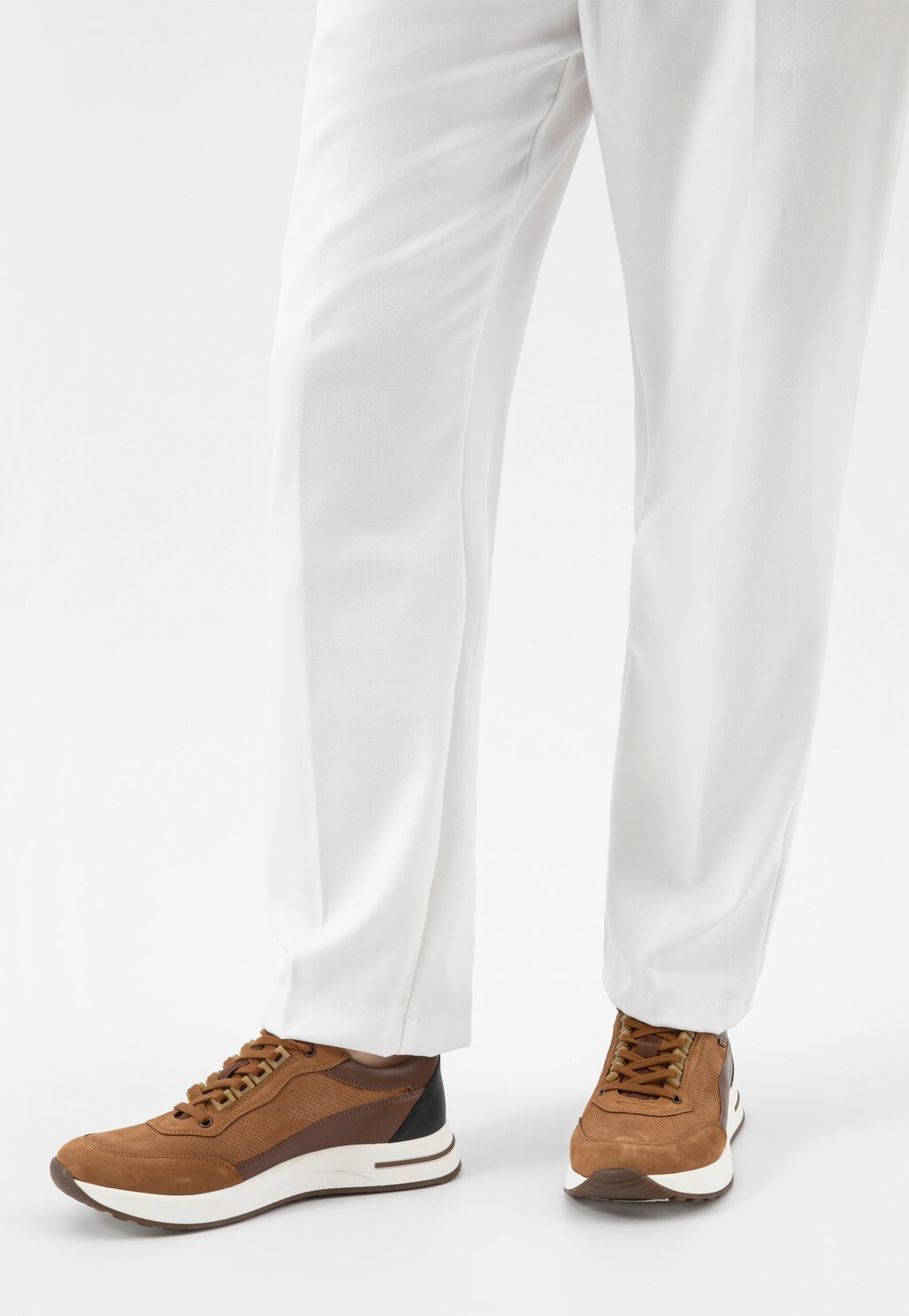 Brązowe sneakersy męskie z elementami ze skóry licowej 10245-73 Widok 9