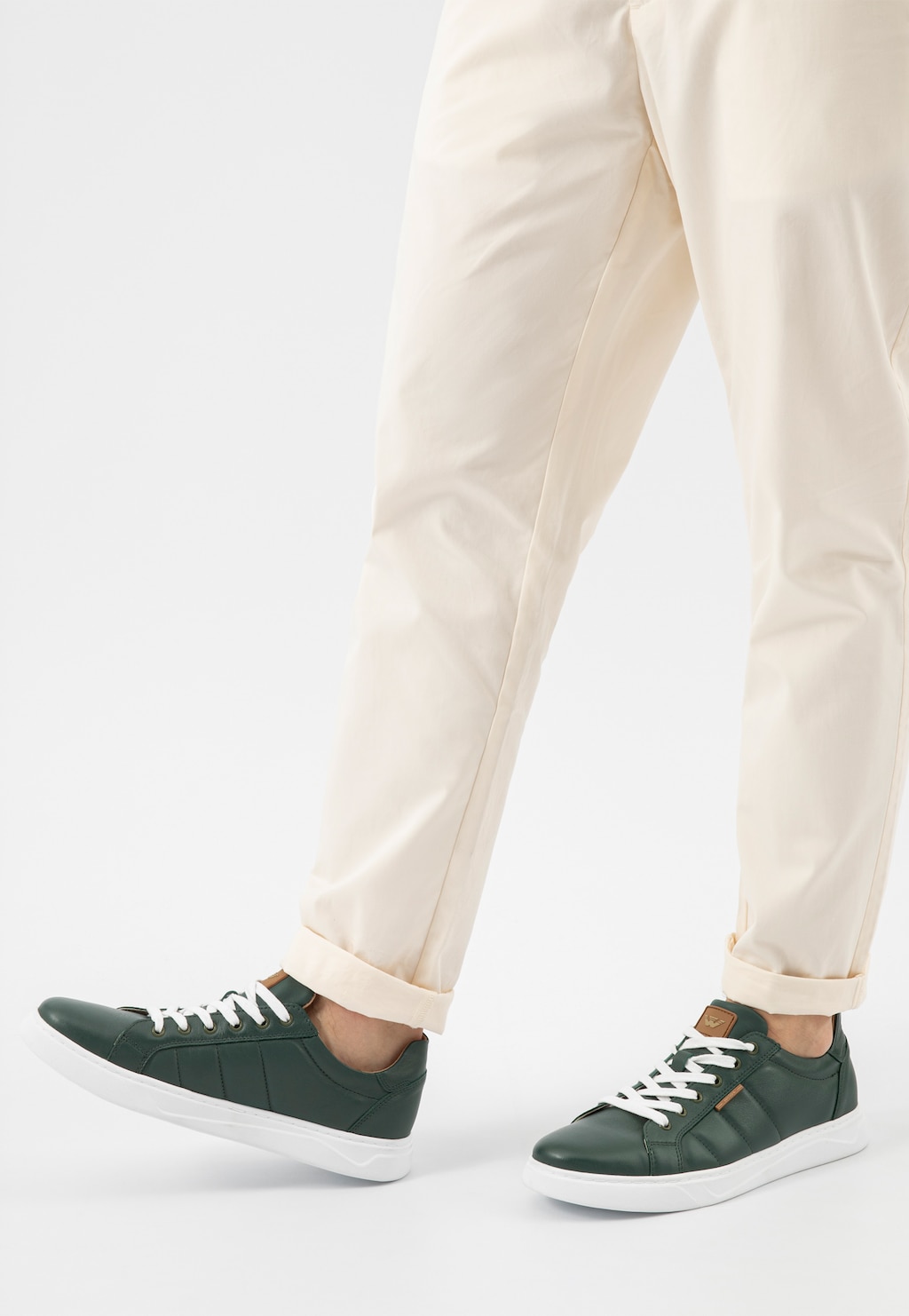 Zielone trampki męskie na białej podeszwie 10247-57 Widok 9