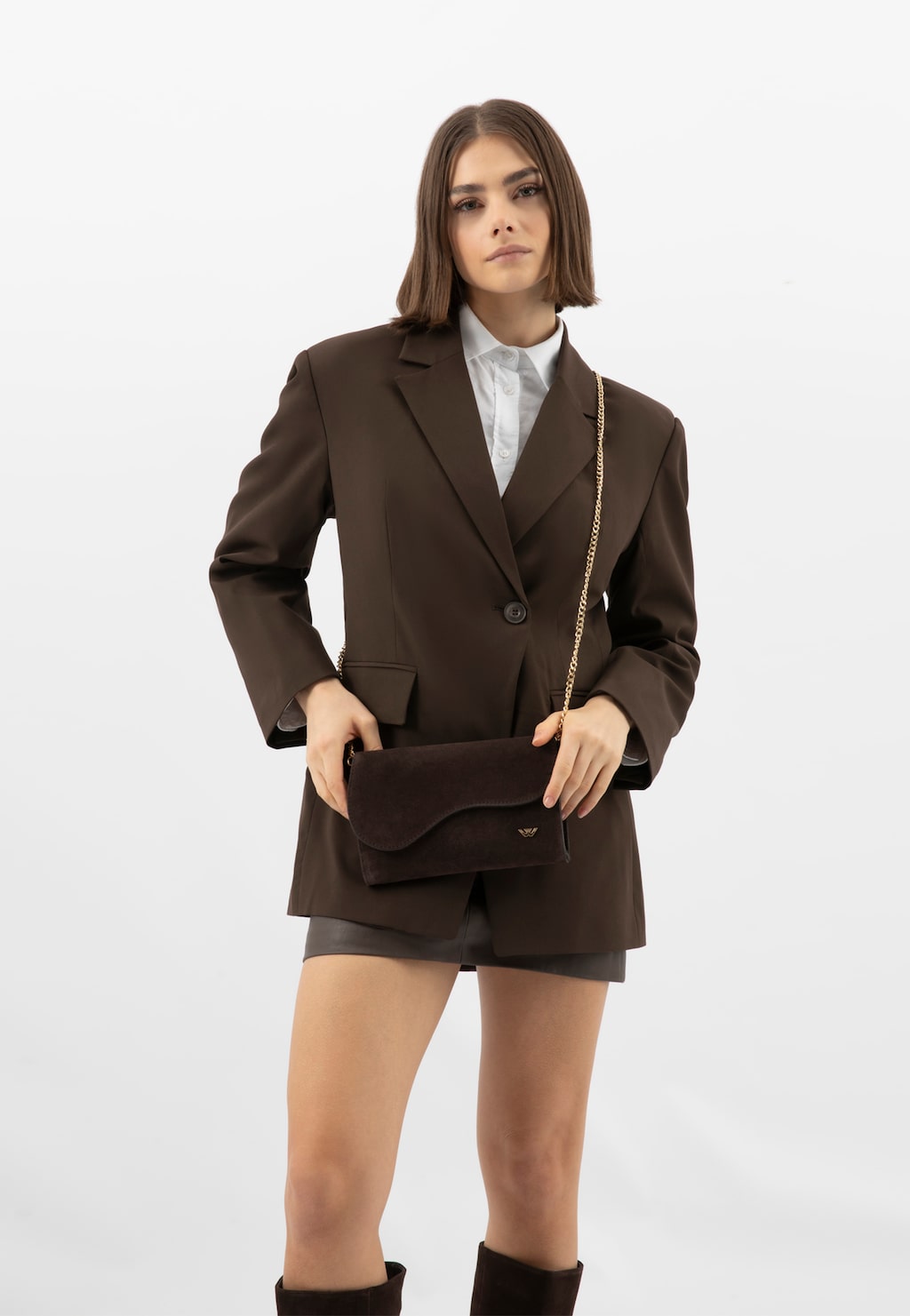 Tmavě hnědá psaníčko s asymetrickou klopou 80440-62 Widok 1