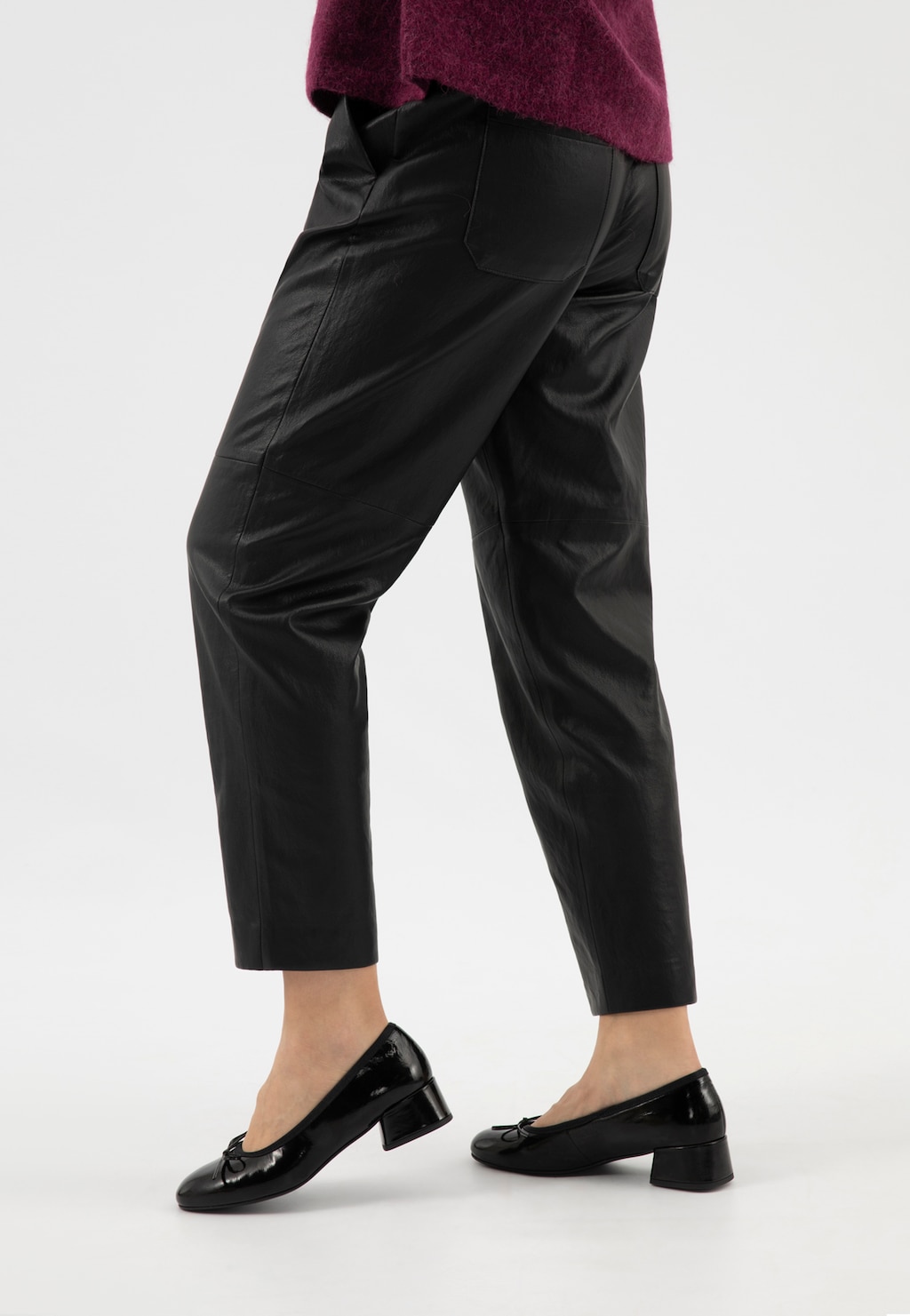 Čierne lakované dámske lodičky na širokom podpätku 35175-31 Widok 7