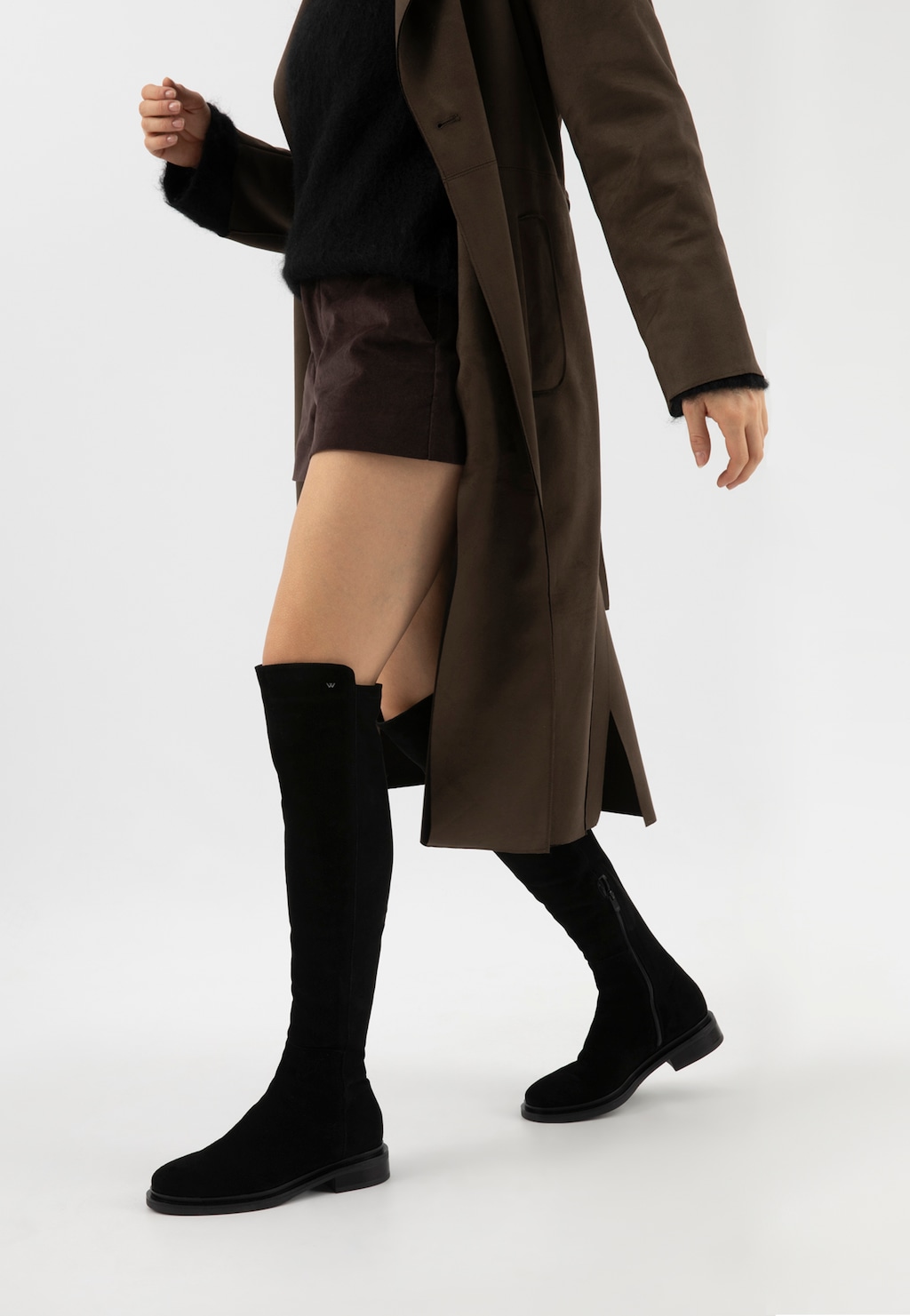 Czarne kozaki damskie z elastyczną cholewką 71120-61 Widok 7