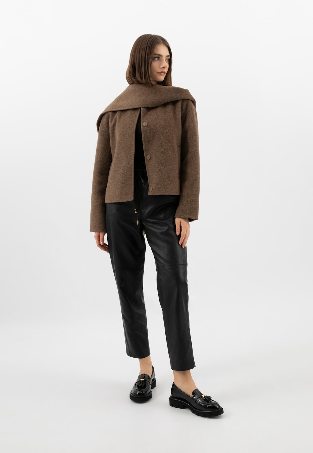 Čierne lakované mokasíny so zdobným strapcami 46364-31 Widok 9