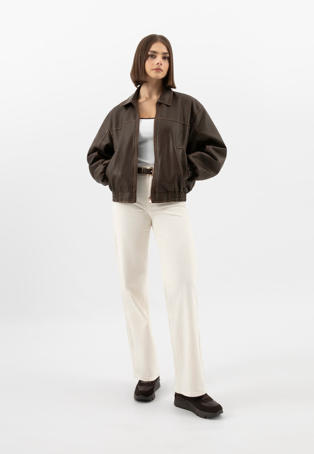 Tmavě hnědé dámské tenisky v čokoládovém odstínu 46136-72 Widok 9