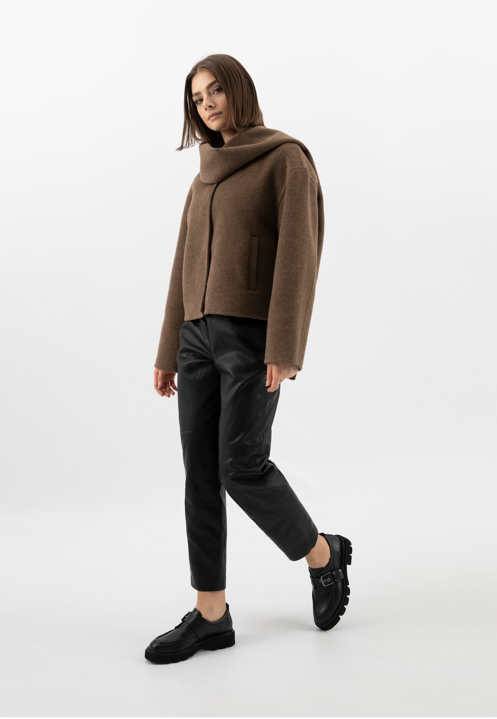 Čierne kožené monky s jednou prackou 46350-50 Widok 1