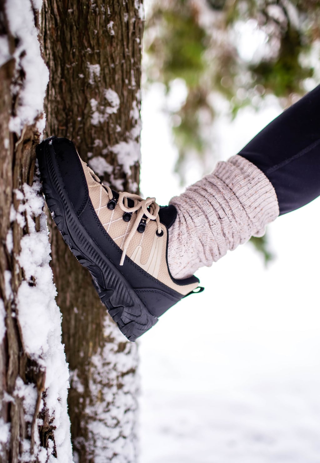 Beżowo czarne półbuty trekkingowe damskie RELAKS z membraną nano-TEX™ R34204-44 Widok 1