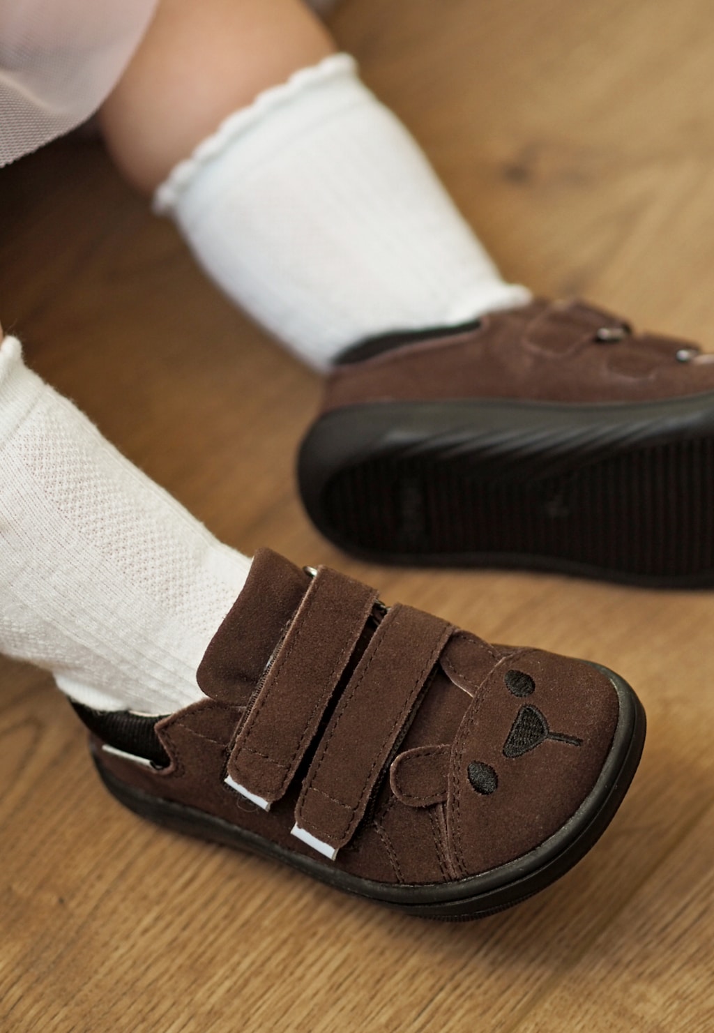 Hnědé dětské barefoot botky s medvídkem na špičce BARTEK 86006-62 Widok 10