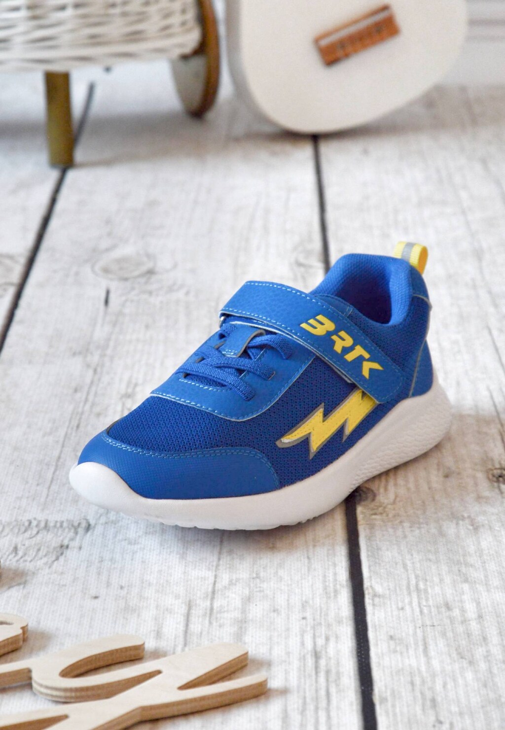 Modré tenisky BARTEK so žltým bleskovým vzorom 87006-16 Widok 10