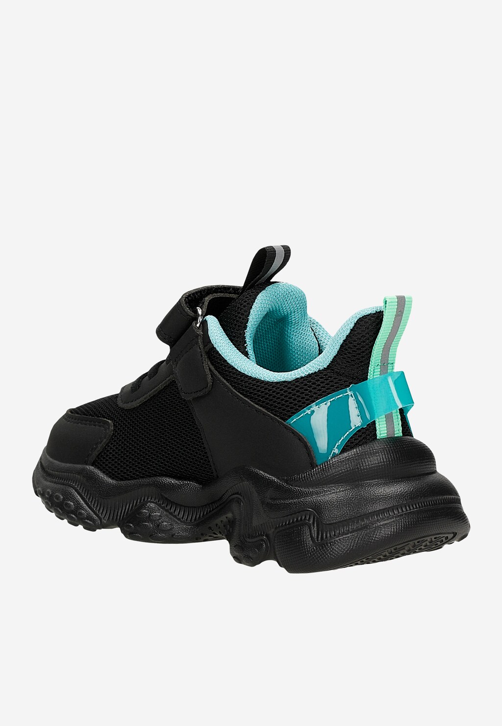 Sportowe sneakersy chłopięce z siateczkową cholewką i futurystycznymi detalami BARTEK 87022-17 Widok 3