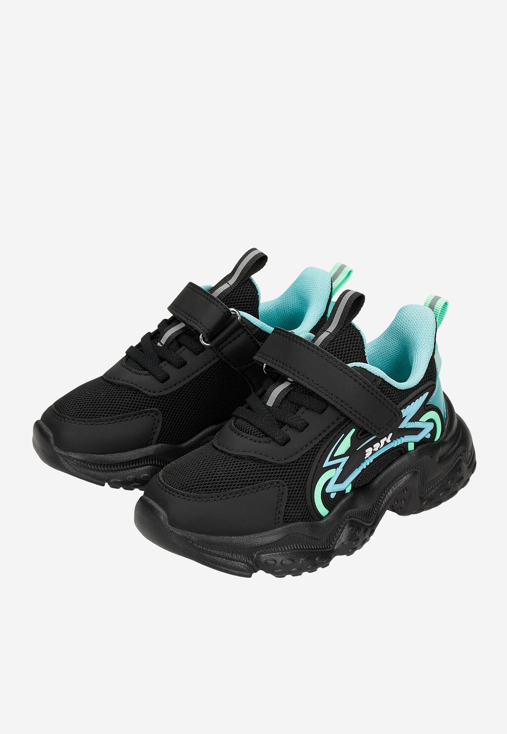 Sportowe sneakersy chłopięce z siateczkową cholewką i futurystycznymi detalami BARTEK 87022-17 Widok 7