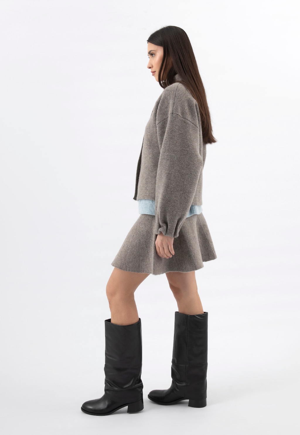 Dámske kožené čižmy s vysokým zvrškom a jemným riasením 71142-51 Widok 9