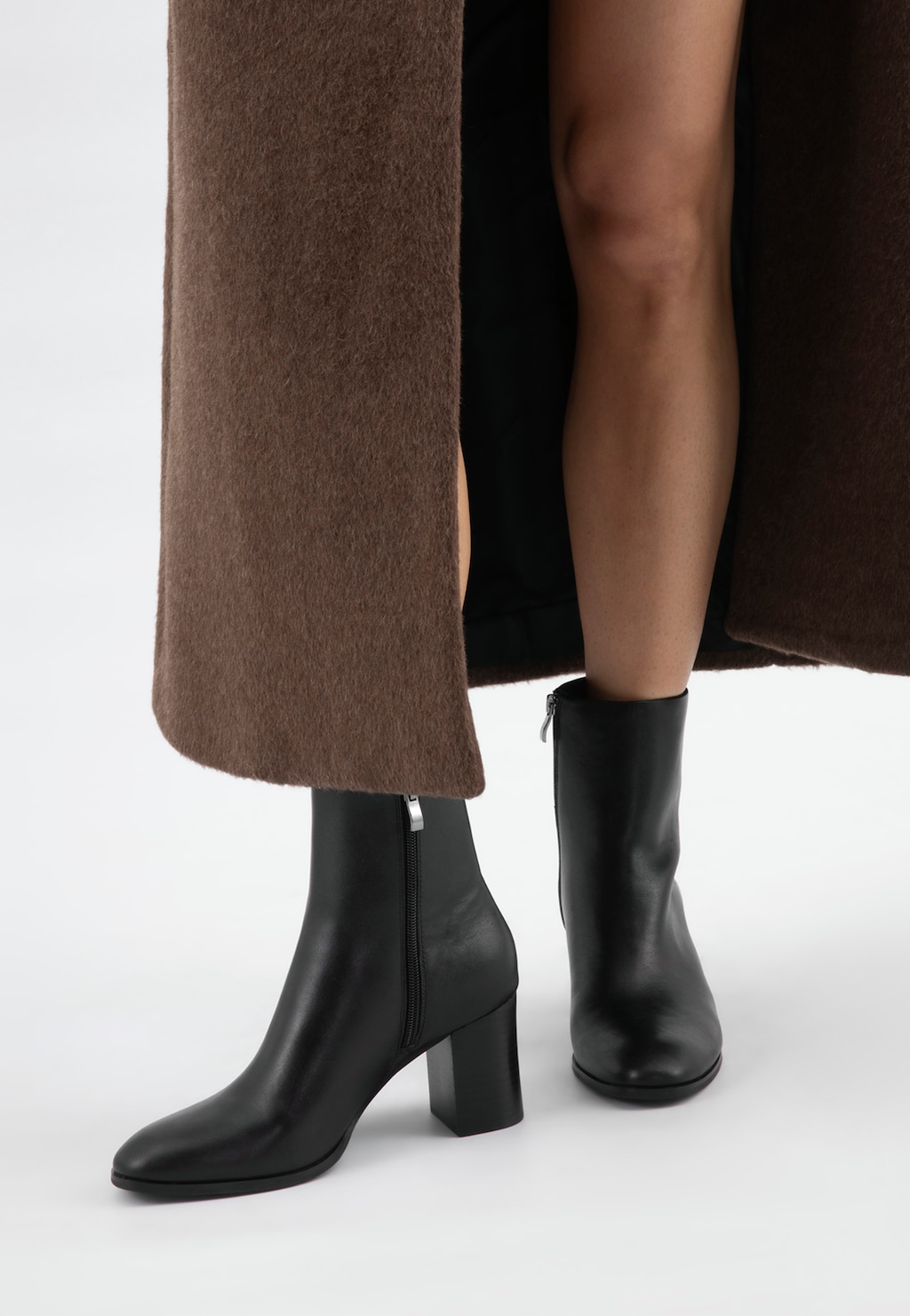 Čierne dámske kotníkové topánky z pravej kože 55346-51 Widok 7