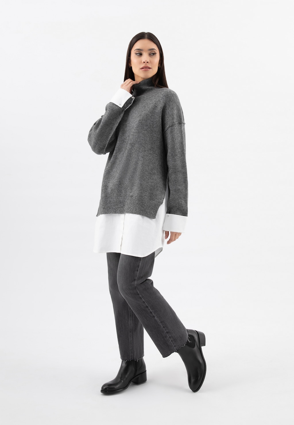 Čierne kožené dámske kotníčkové na širokom podpätku 55355-51 Widok 1