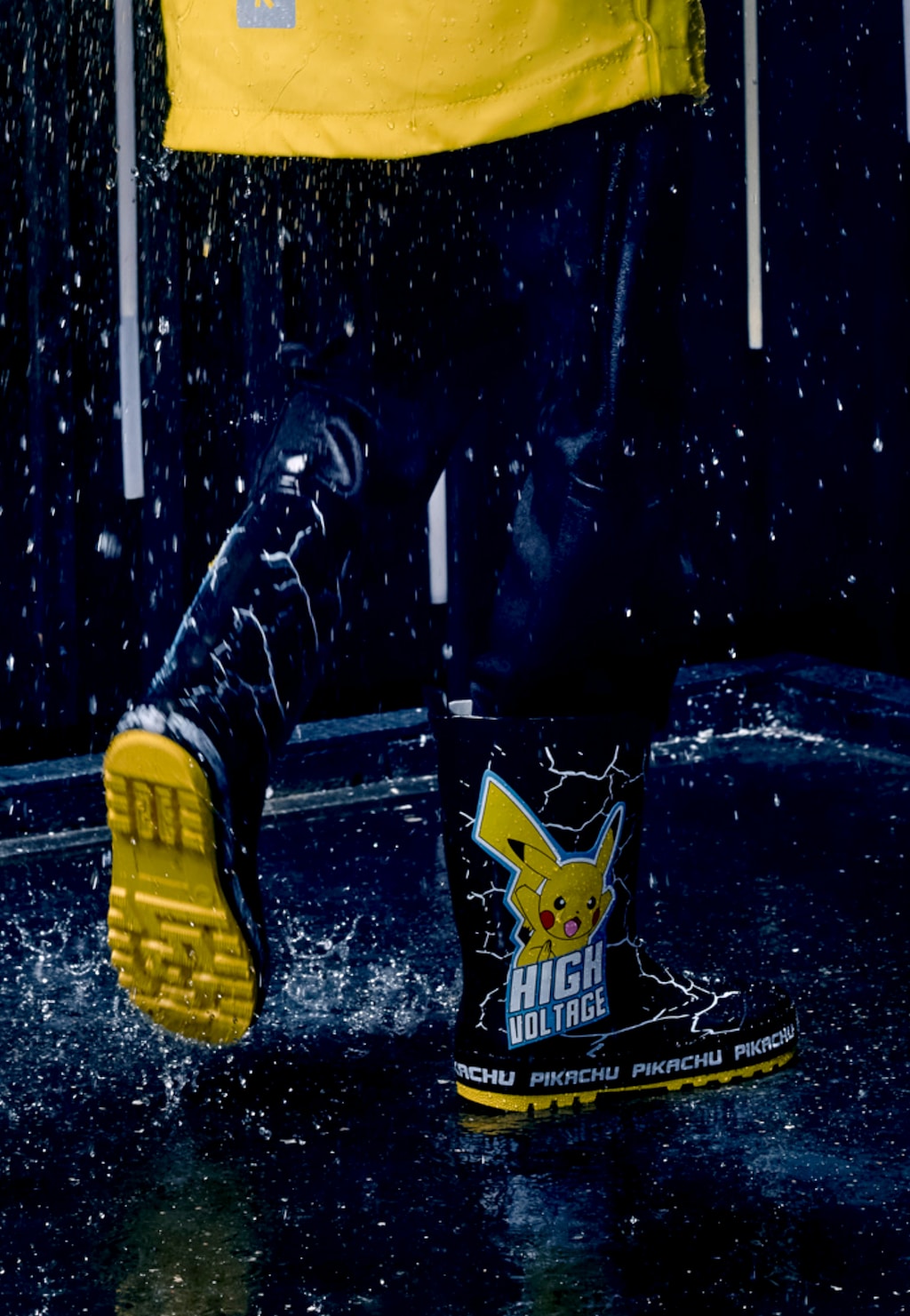 Czarne kalosze dziecięce Pikachu BARTEK 86702-11 Widok 10