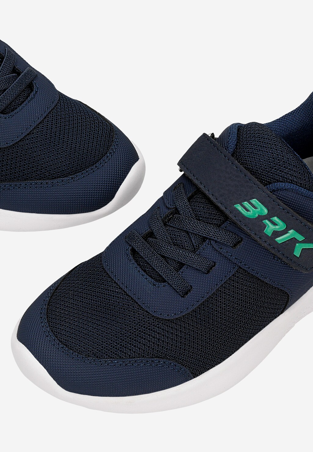 Tmavě modré dětské sneakers se zelenými vsadkami BARTEK 87003-17 Widok 8